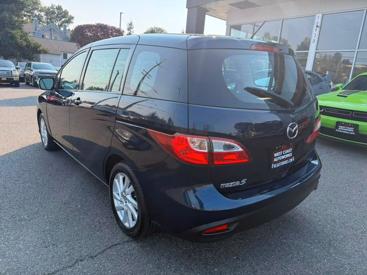 2014 Mazda 5 Sport Passenger Image 9