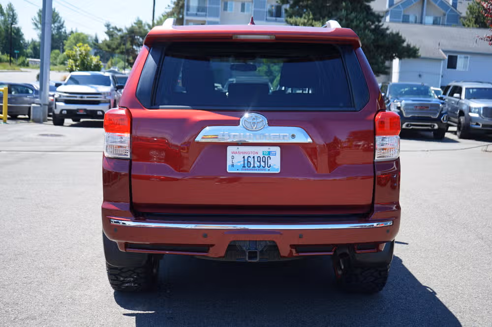 2012 Toyota 4Runner SR5 Image 4