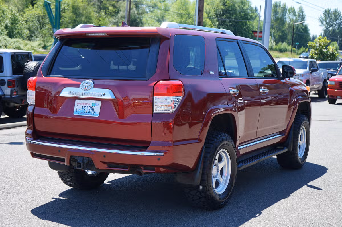 2012 Toyota 4Runner SR5 Image 5