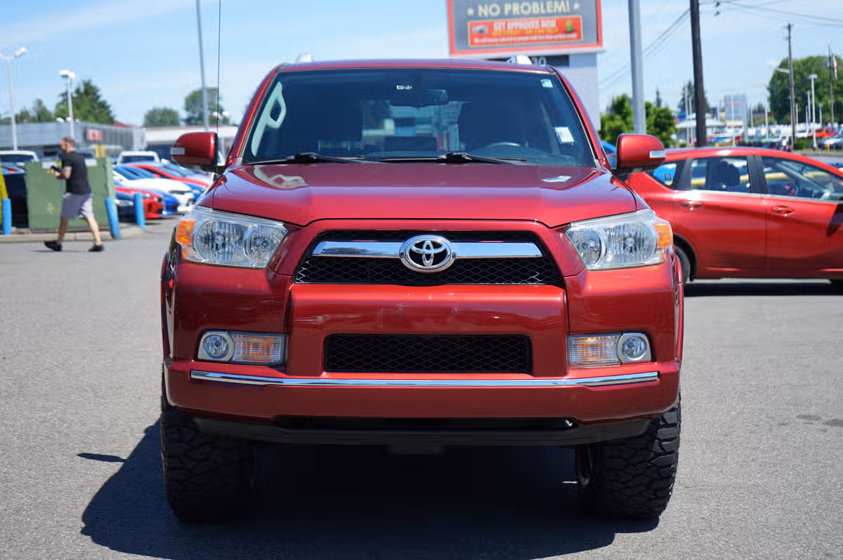 2012 Toyota 4Runner SR5 Image 8