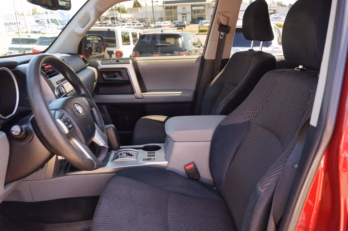 2012 Toyota 4Runner SR5 Image 16