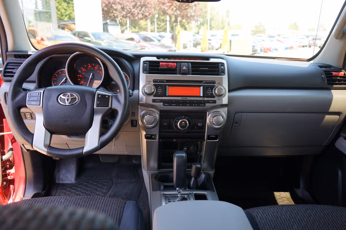 2012 Toyota 4Runner SR5 Image 18