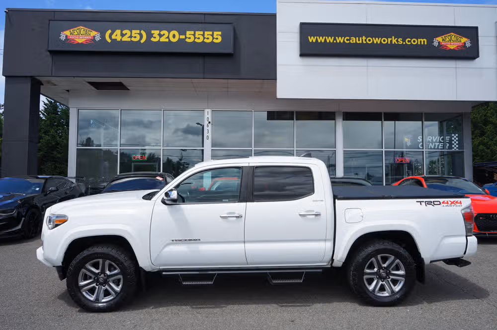 2019 Toyota Tacoma Limited Double Cab Image 3