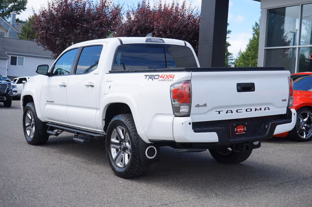 2019 Toyota Tacoma Limited Double Cab Image 4