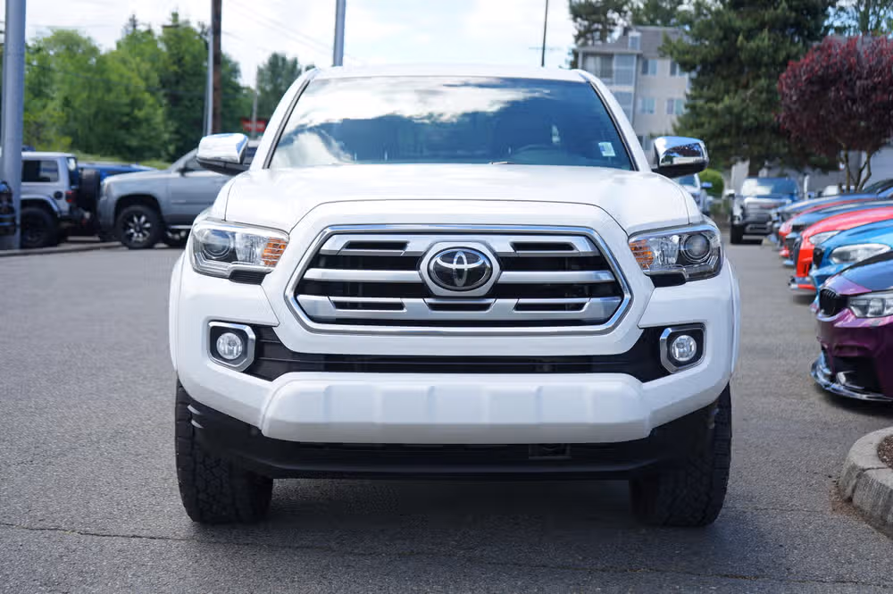 2019 Toyota Tacoma Limited Double Cab Image 10