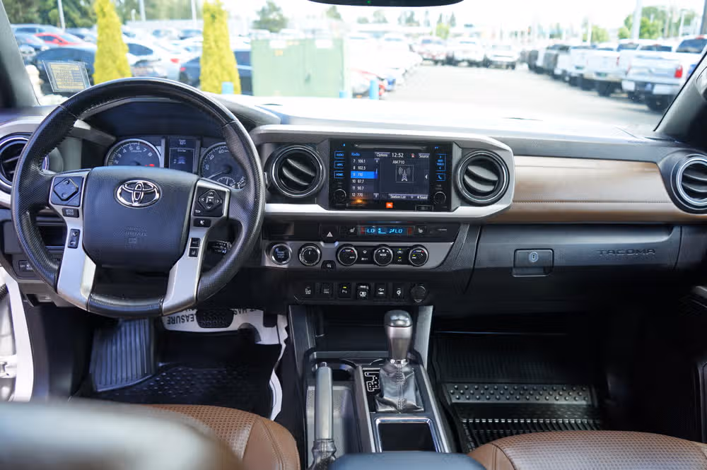 2019 Toyota Tacoma Limited Double Cab Image 19