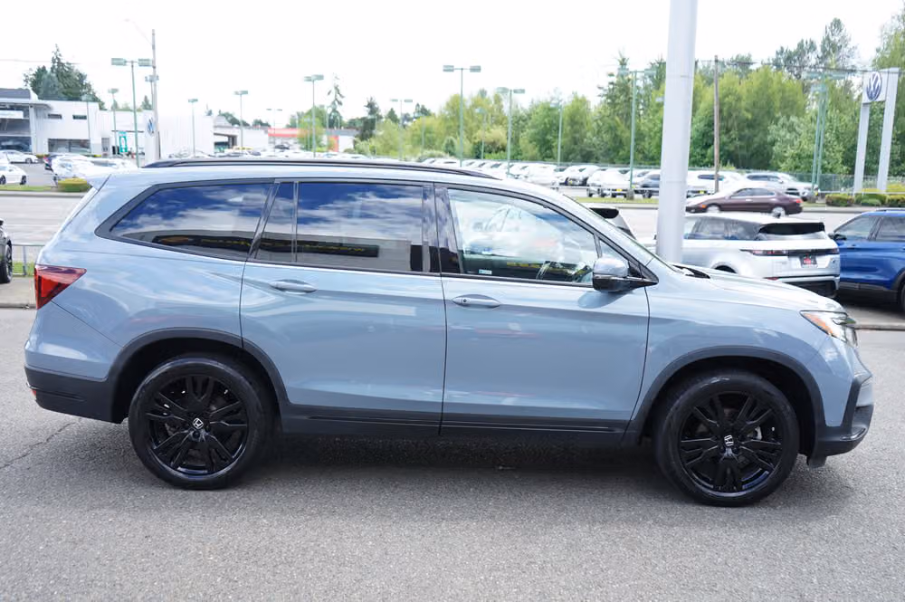 2022 Honda Pilot Black Edition Image 6