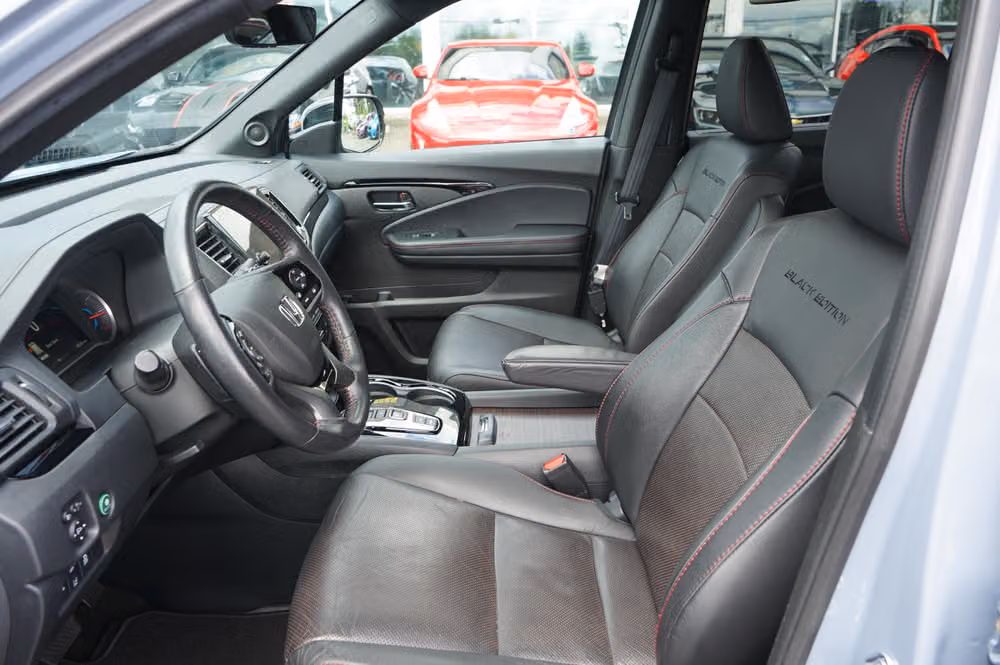 2022 Honda Pilot Black Edition Image 12