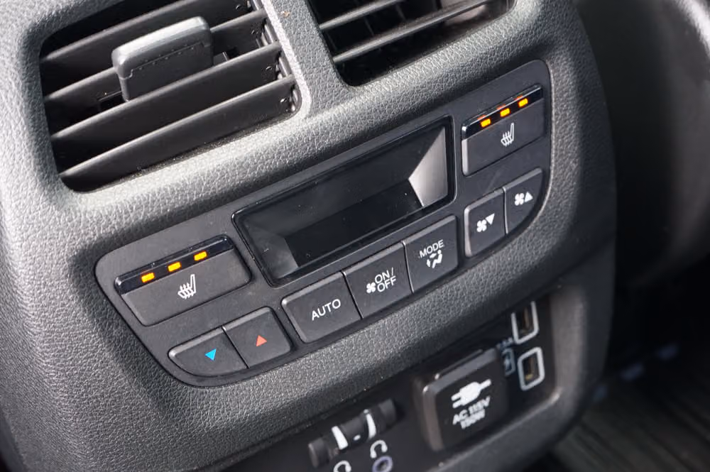 2022 Honda Pilot Black Edition Image 15