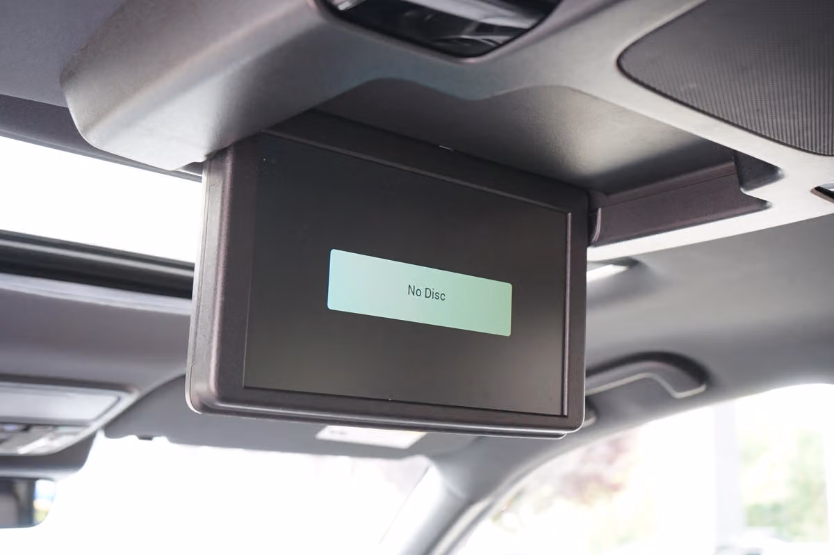 2022 Honda Pilot Black Edition Image 16