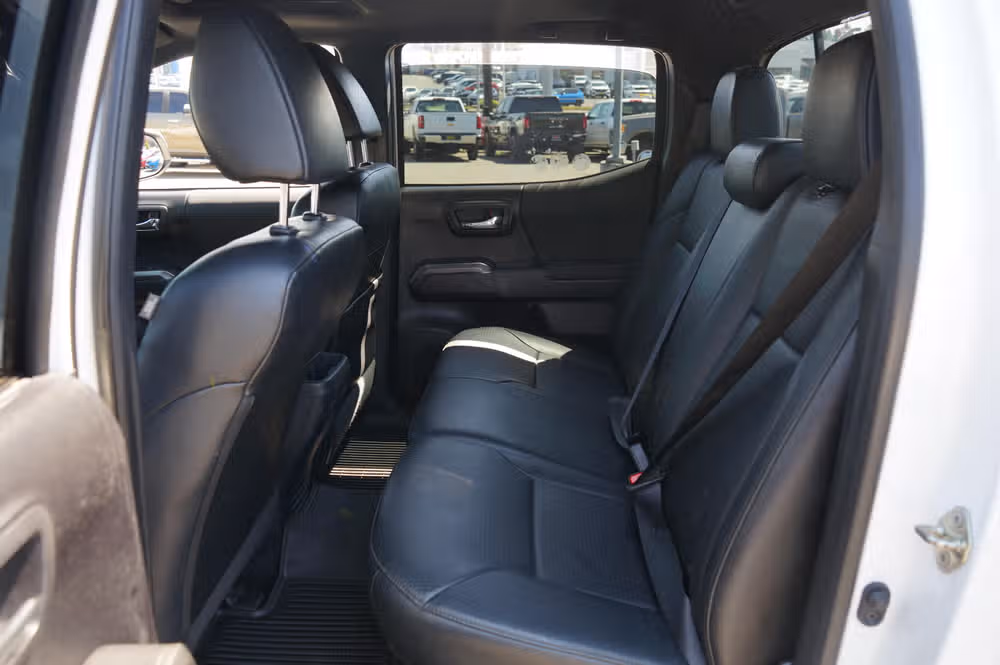 2019 Toyota Tacoma TRD Off-Road Double Cab Image 13