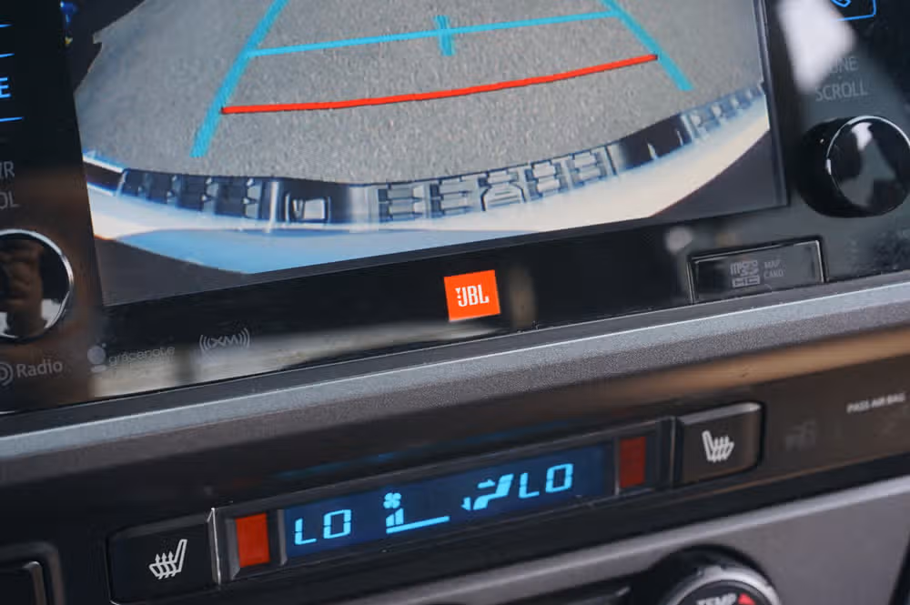 2019 Toyota Tacoma TRD Off-Road Double Cab Image 19