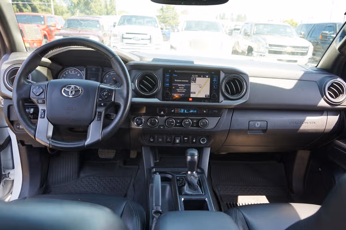 2019 Toyota Tacoma TRD Off-Road Double Cab Image 14