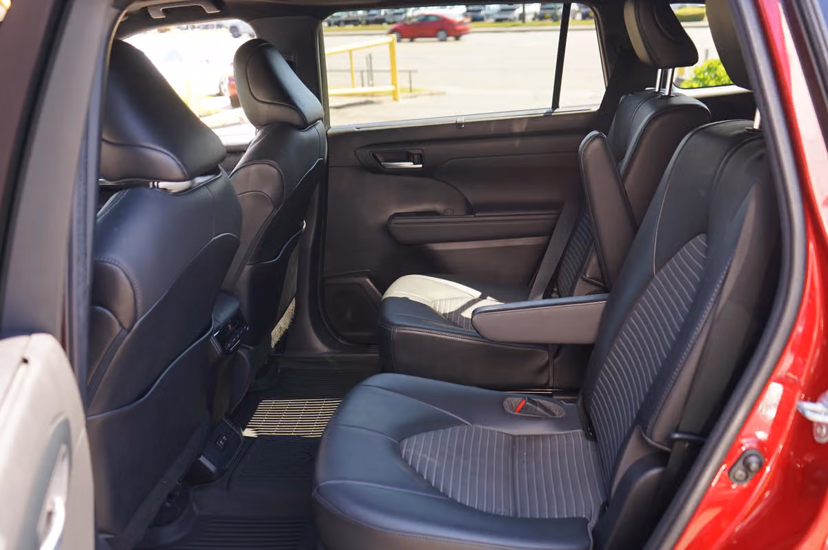 2021 Toyota Highlander XSE Image 14