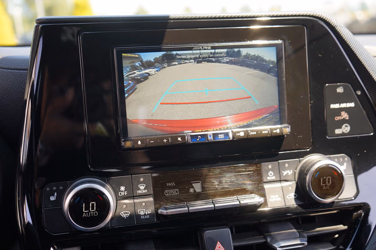 2021 Toyota Highlander XSE Image 20