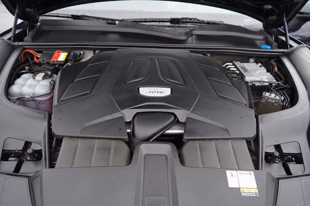 2021 Porsche Cayenne Base Image 10