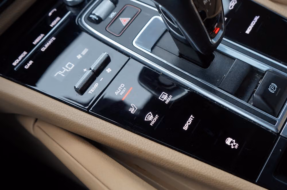 2021 Porsche Cayenne Base Image 19