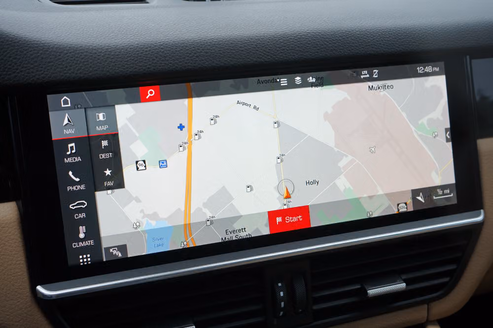 2021 Porsche Cayenne Base Image 22