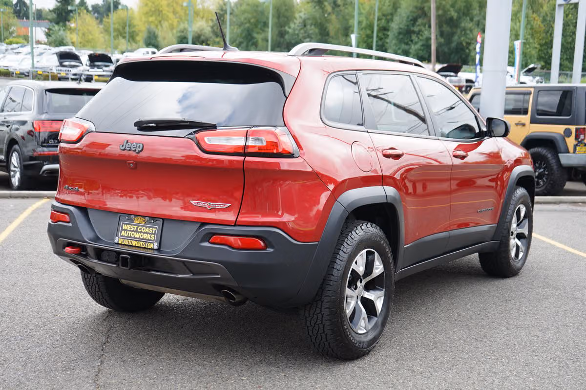 2015 Jeep Cherokee Trailhawk Image 5