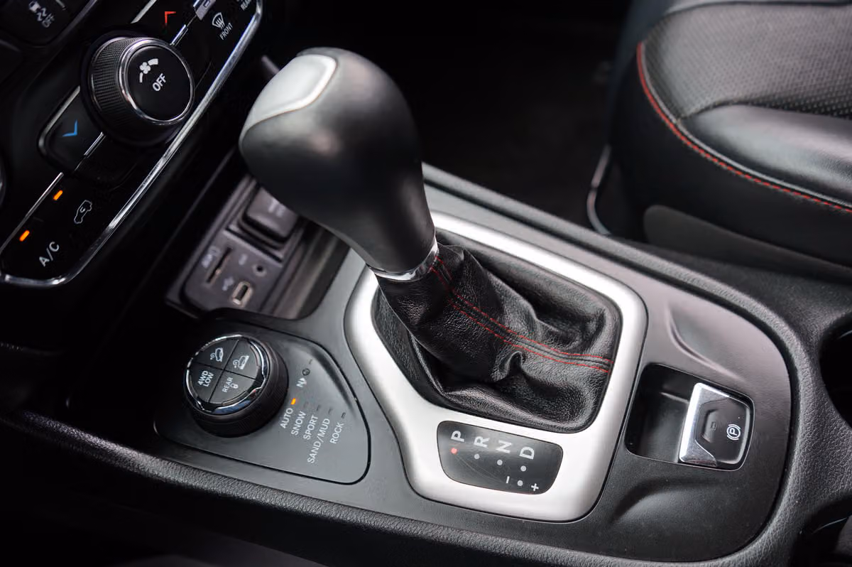 2015 Jeep Cherokee Trailhawk Image 17