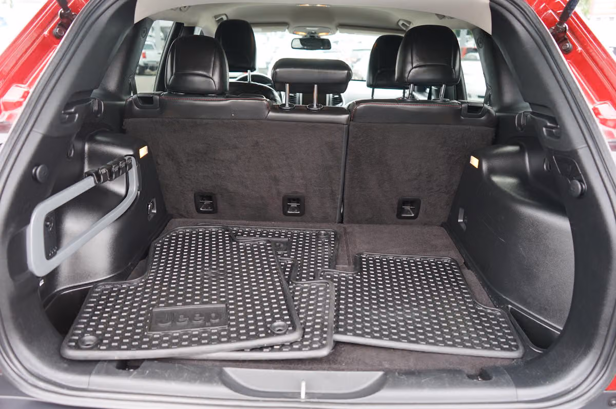 2015 Jeep Cherokee Trailhawk Image 22