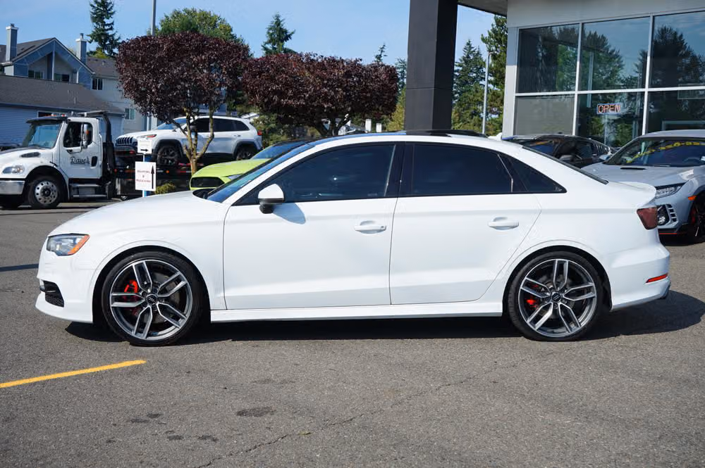 2016 Audi S3 2.0T quattro Premium Plus Image 3
