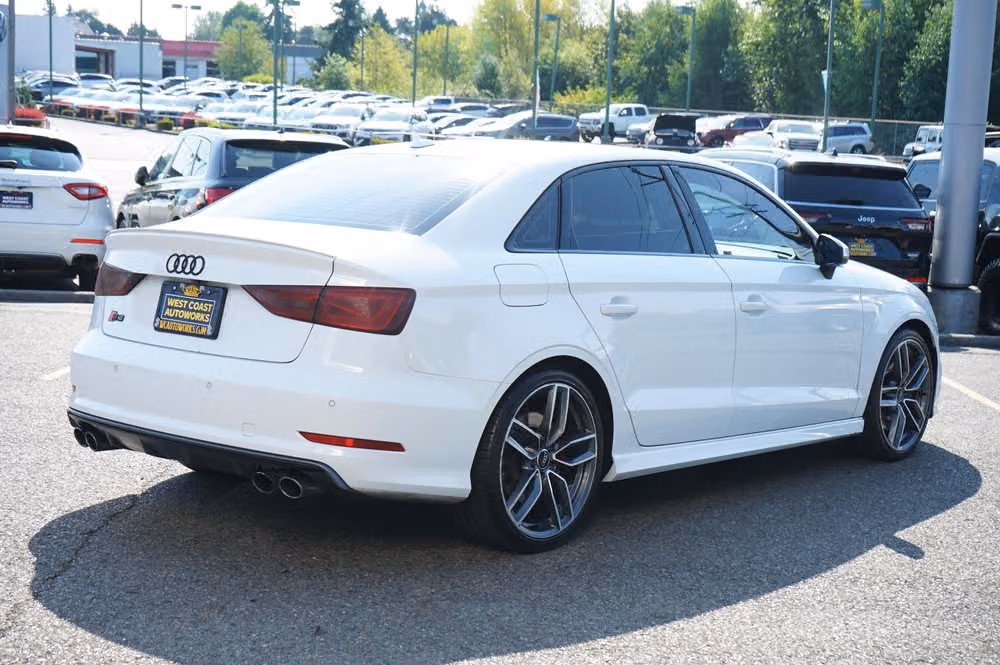 2016 Audi S3 2.0T quattro Premium Plus Image 6