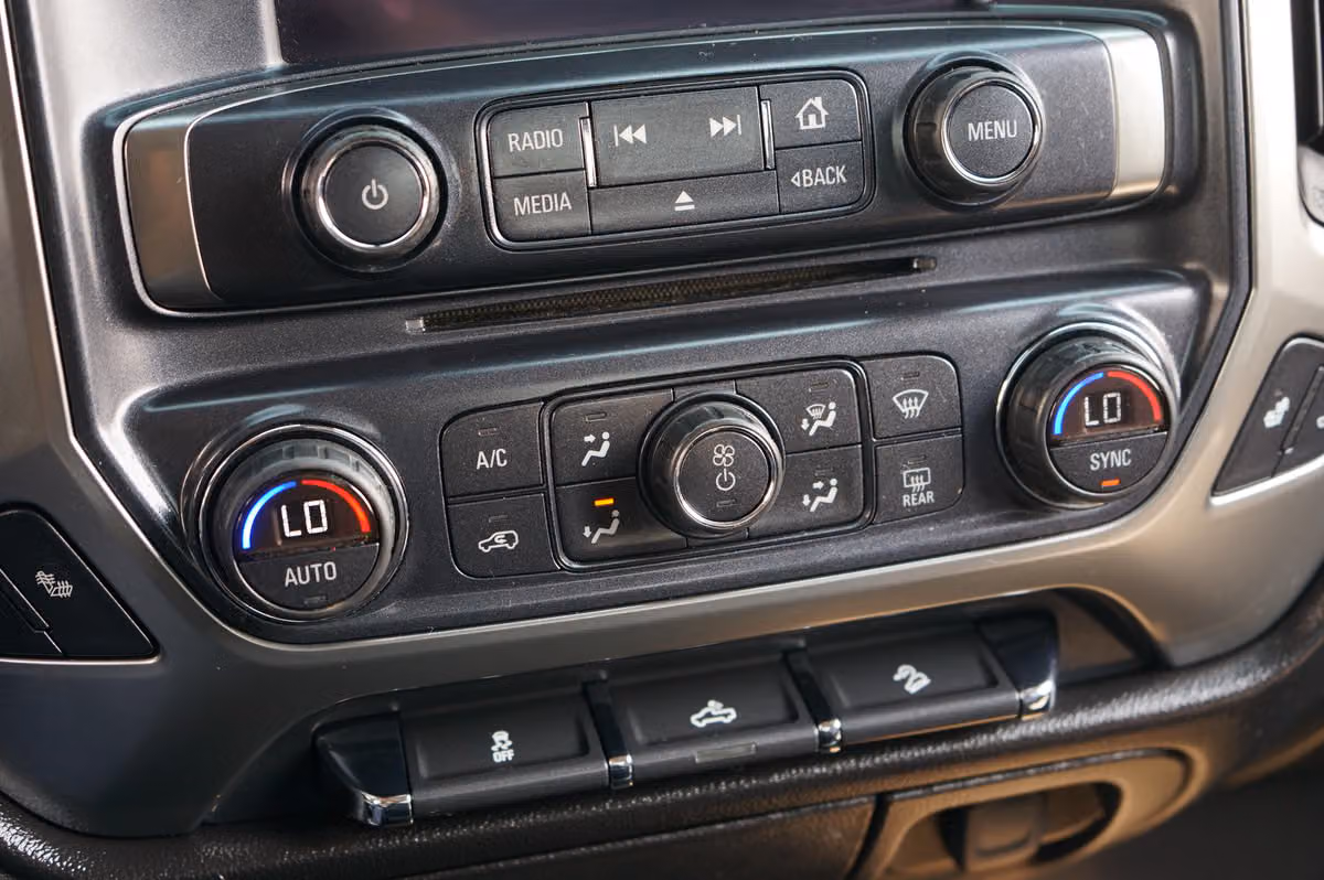 2015 Chevrolet Silverado 1500 LT Z71 Double Cab Image 20