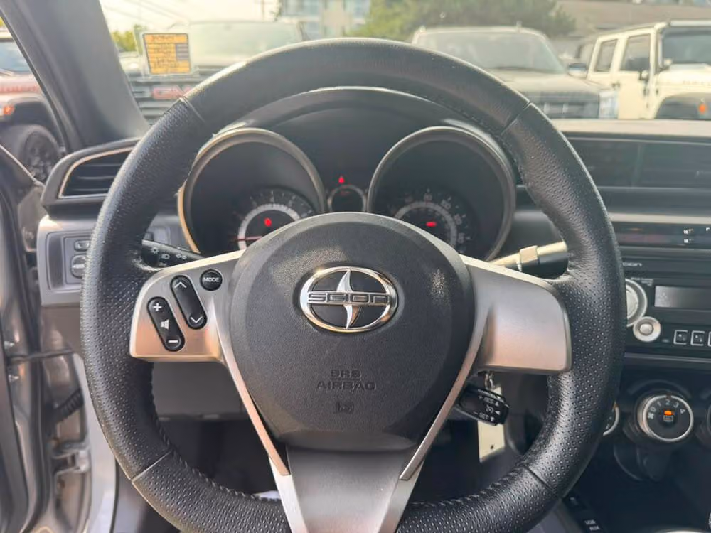 2011 Scion tC Base Image 14