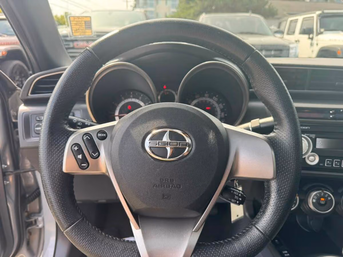 2011 Scion tC Base Image 14