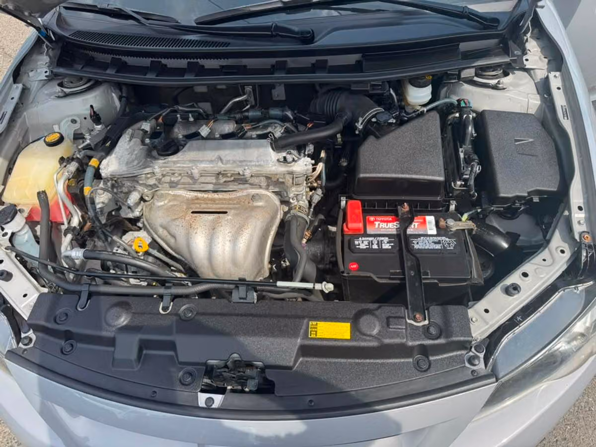 2011 Scion tC Base Image 18