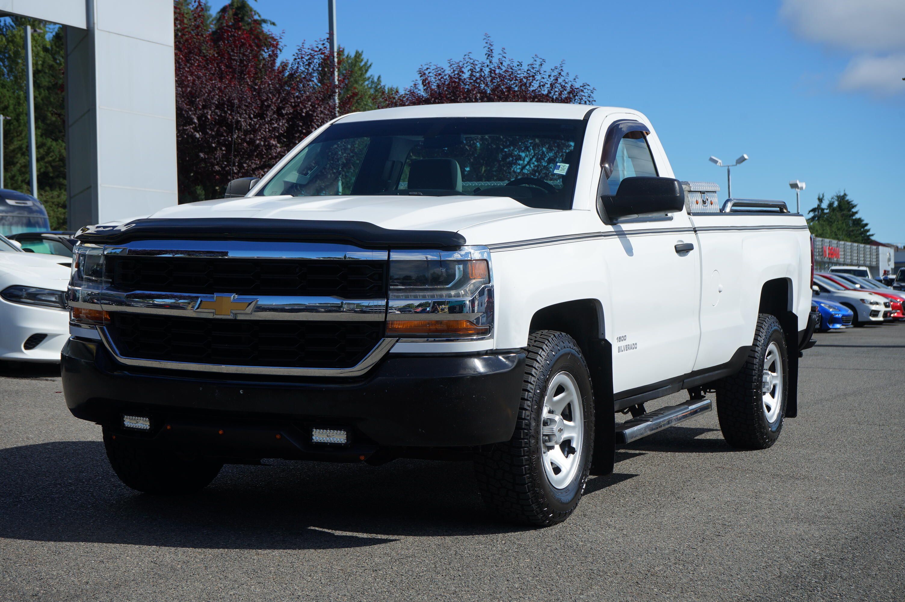 Summit White 2018 Chevrolet Silverado 1500 Pickup Truck 4X2 Automatic