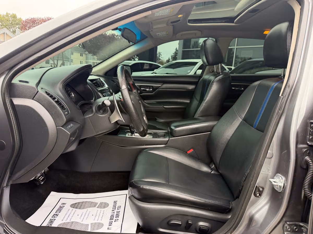 2018 Nissan Altima 2.5 SR Image 4