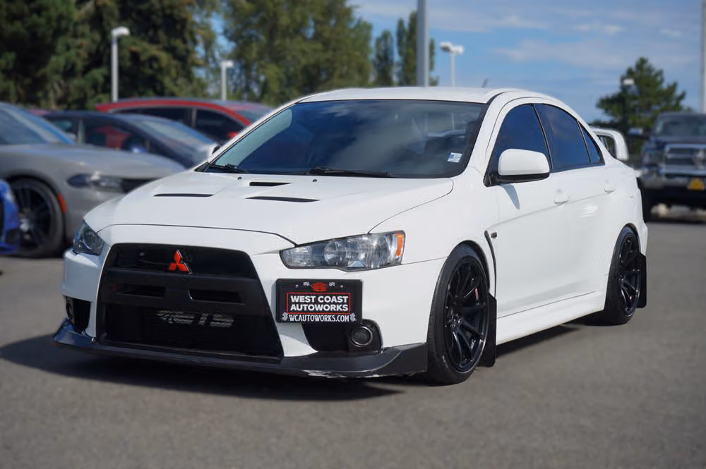 2010 Mitsubishi Lancer Evolution GSR Image 1