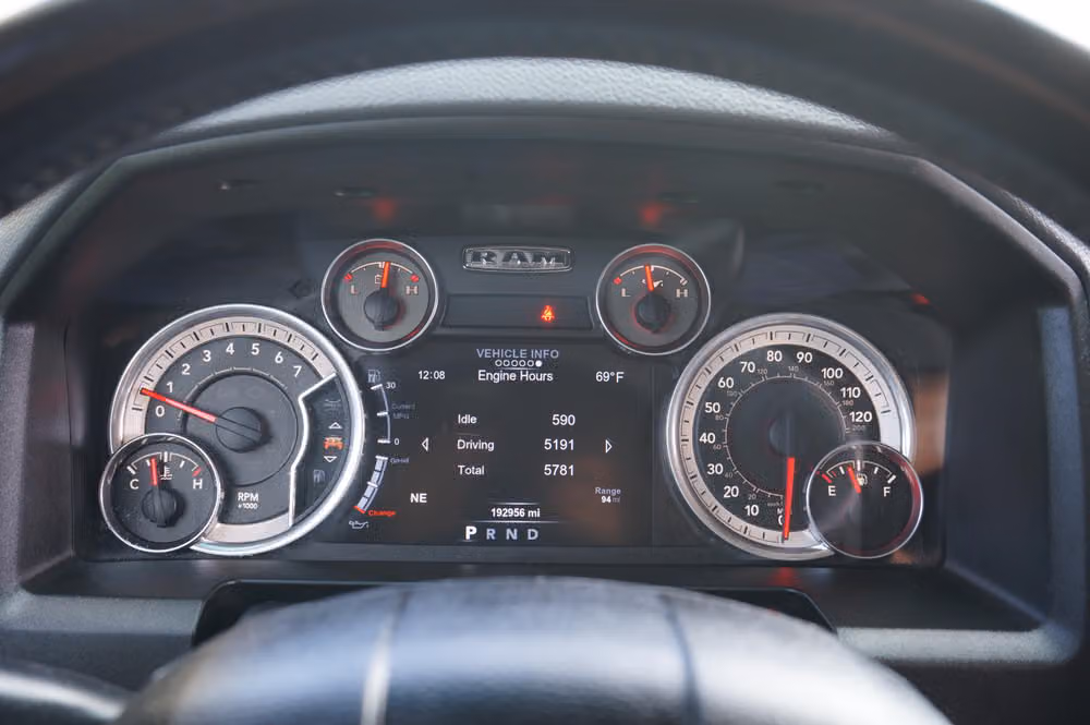 2015 Ram 1500 SLT Quad Cab Image 19