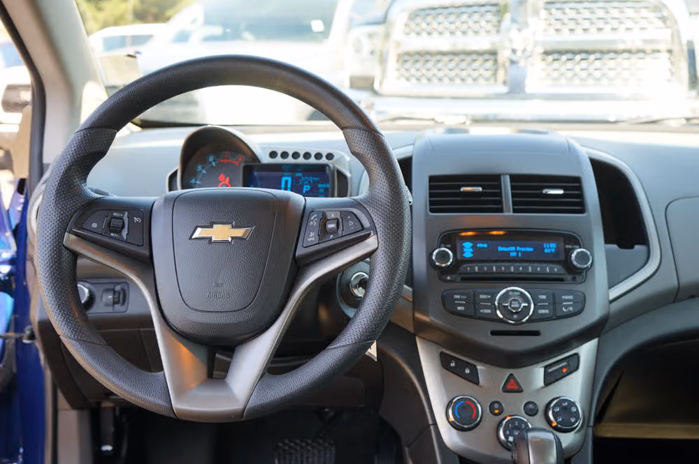 2013 Chevrolet Sonic LT Auto Image 13