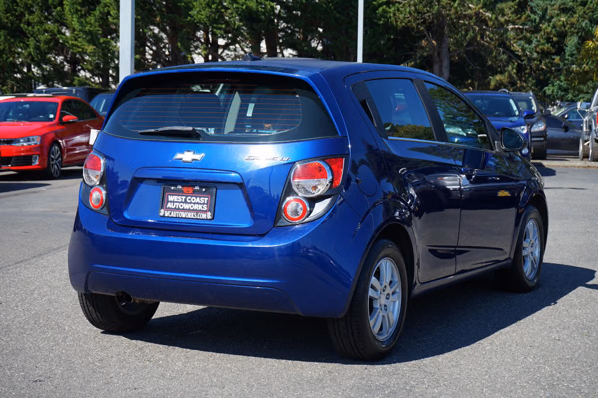2013 Chevrolet Sonic LT Auto Image 5