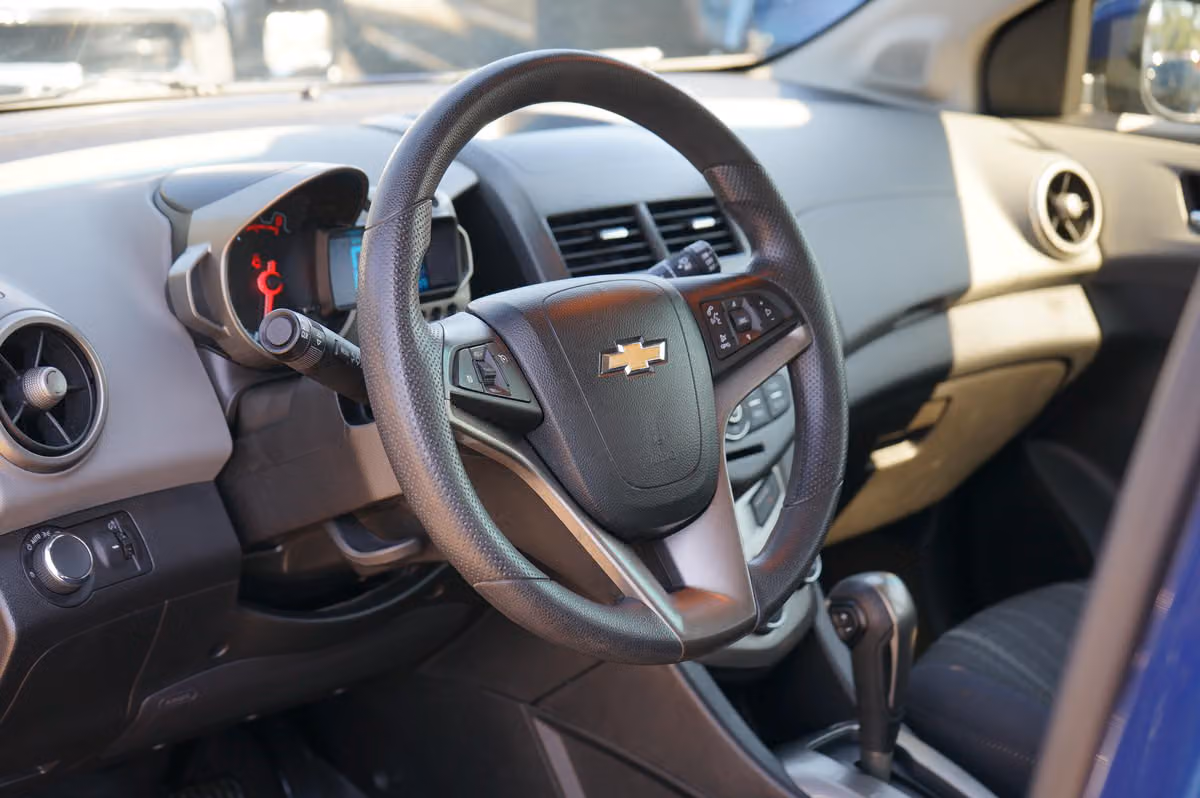 2013 Chevrolet Sonic LT Auto Image 9