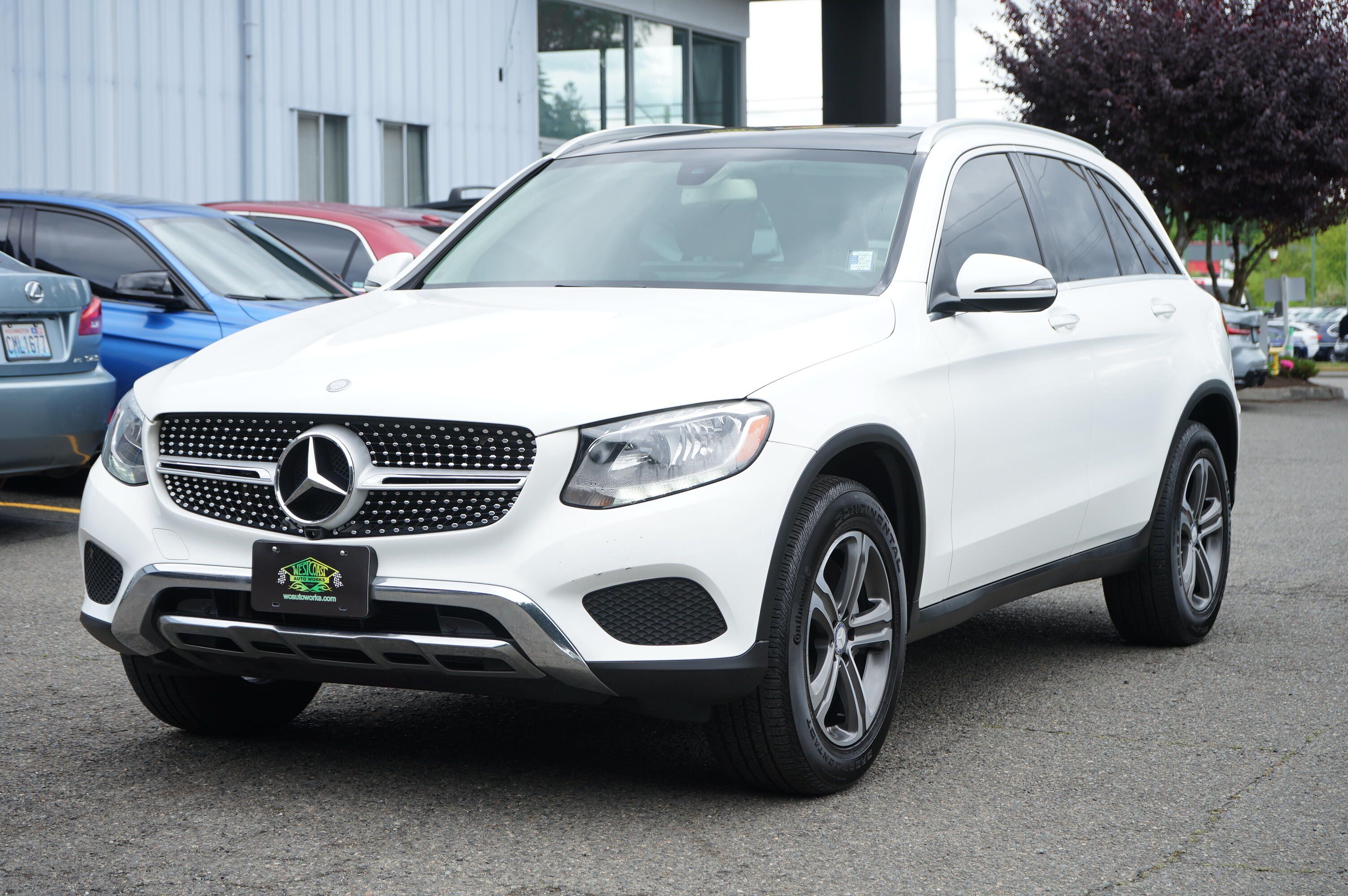 2017 Mercedes-Benz GLC GLC300's photo