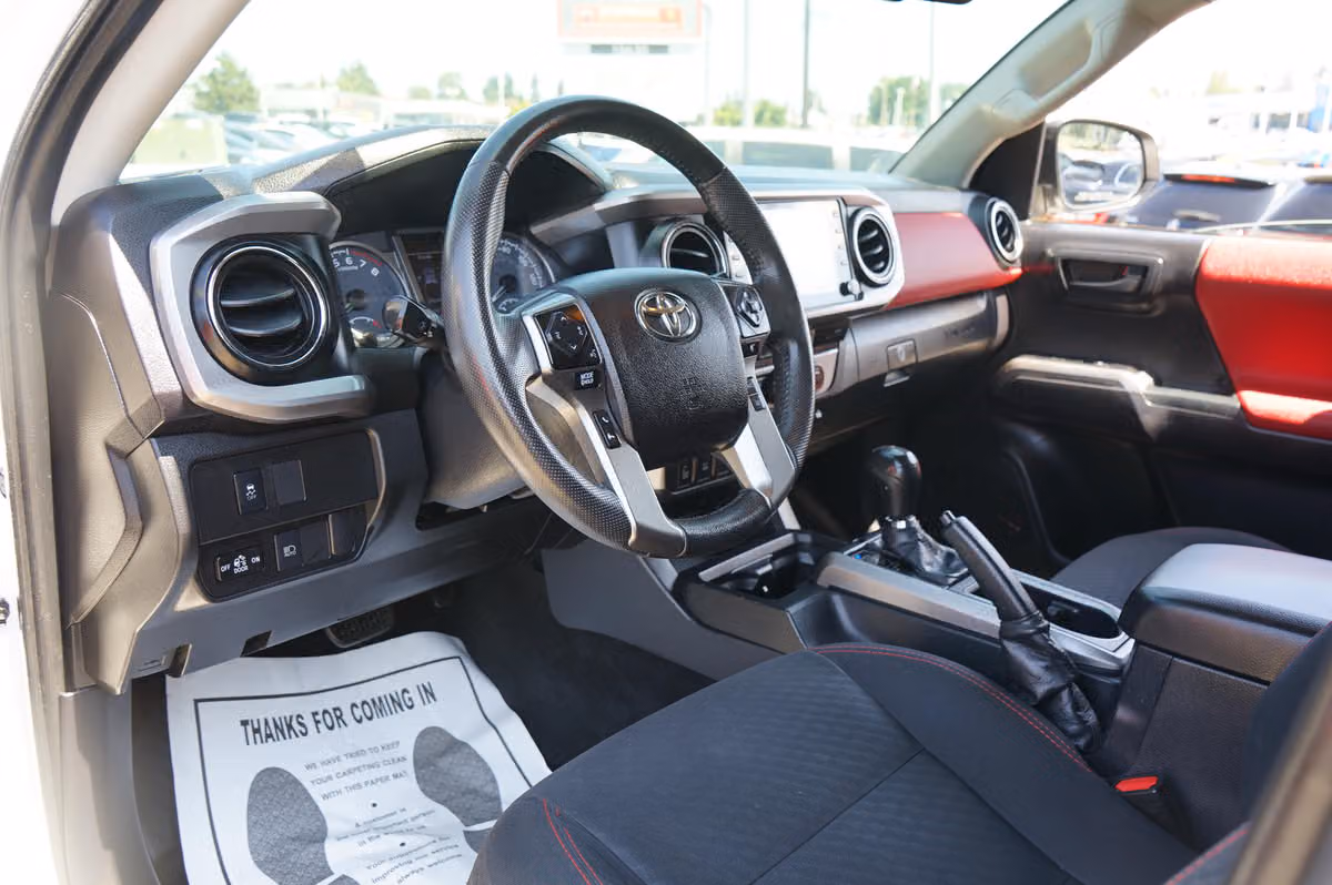 2021 Toyota Tacoma SR5 V6 Double Cab Image 12