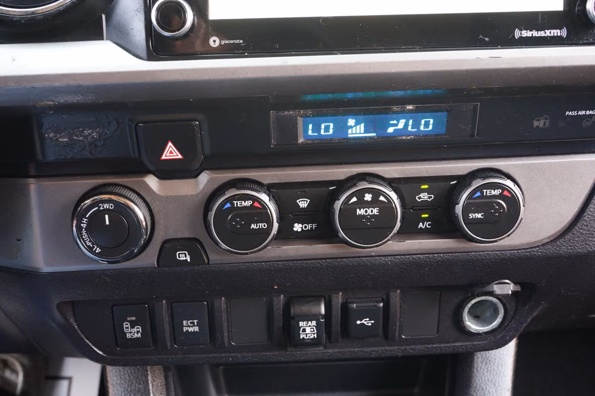 2021 Toyota Tacoma SR5 V6 Double Cab Image 18
