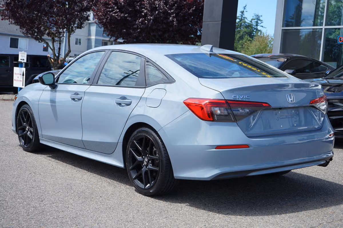 2023 Honda Civic Sport Image 3