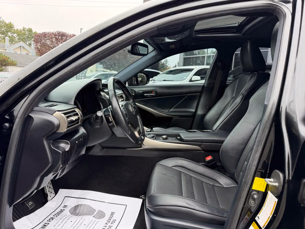 2015 Lexus IS 250 Base Image 4