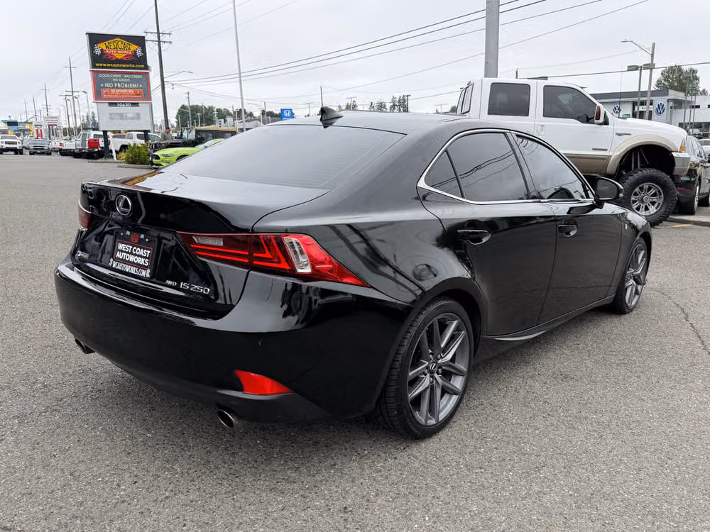 2015 Lexus IS 250 Base Image 10
