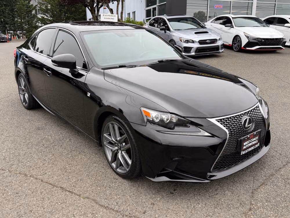 2015 Lexus IS 250 Base Image 12