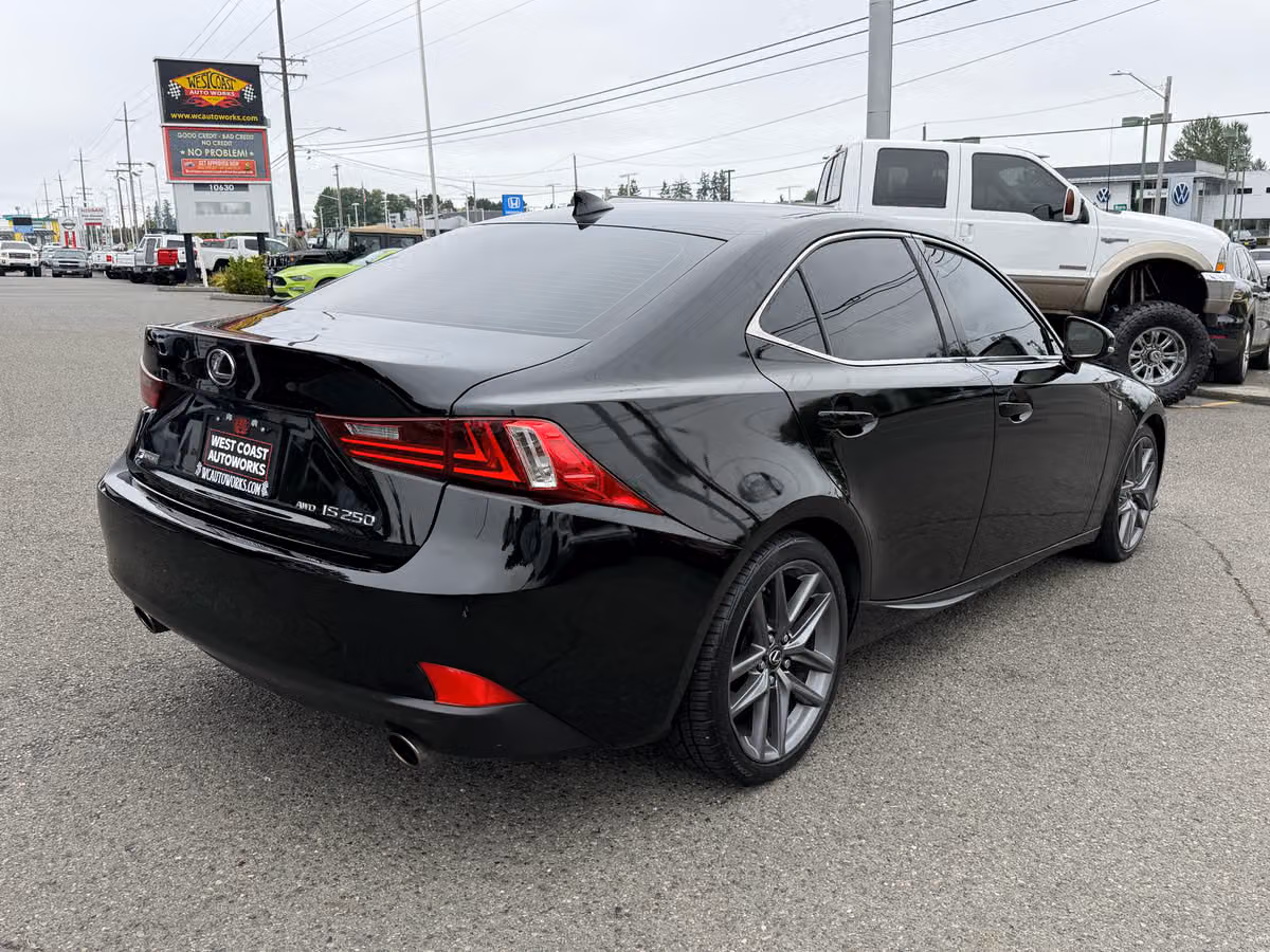 2015 Lexus IS 250 Base Image 10