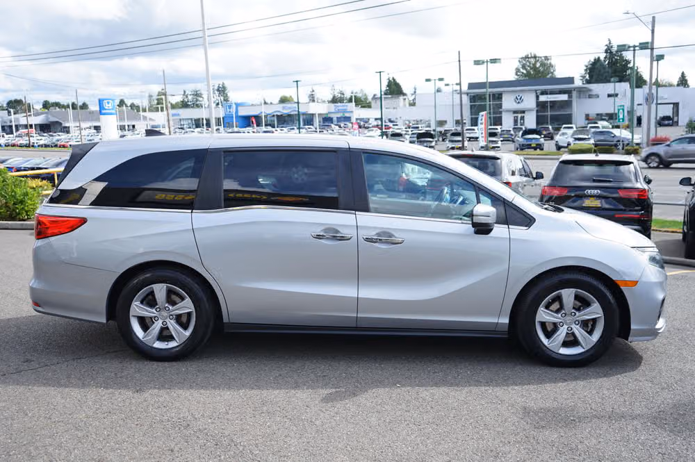 2019 Honda Odyssey EX Passenger Image 6
