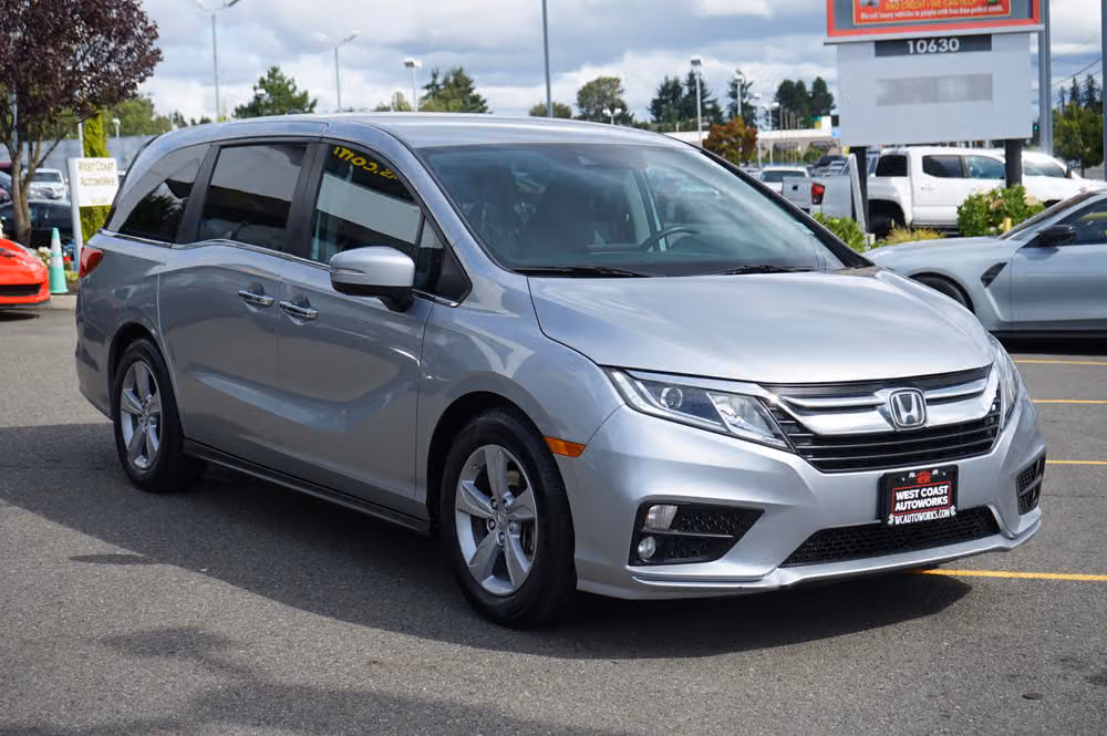 2019 Honda Odyssey EX Passenger Image 7