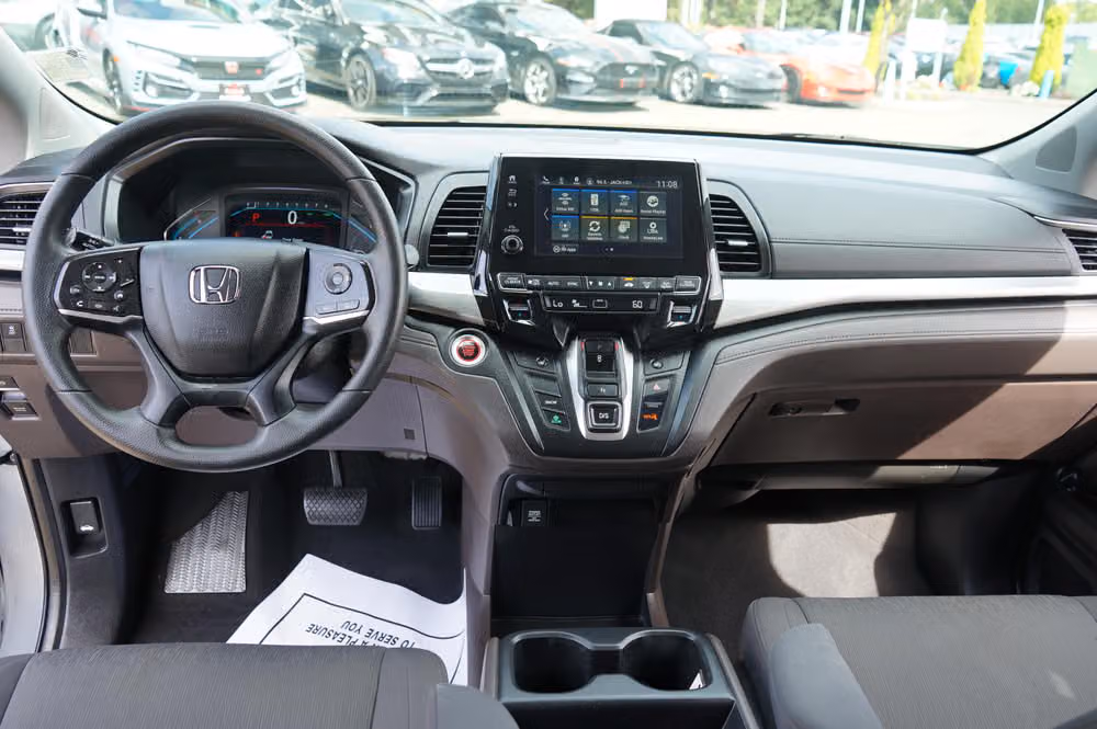2019 Honda Odyssey EX Passenger Image 23