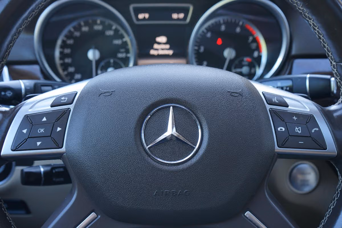 2015 Mercedes-Benz M-Class ML 350 4MATIC Image 23